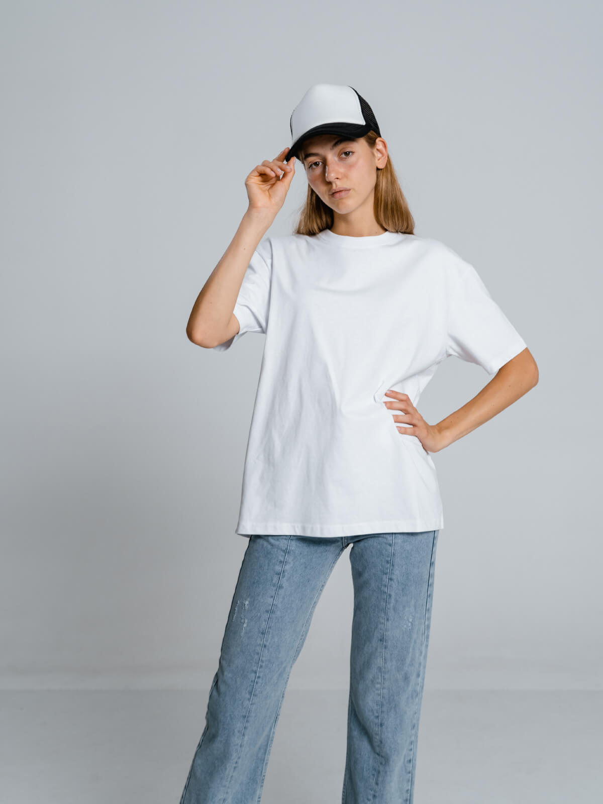 White basic t-shirt